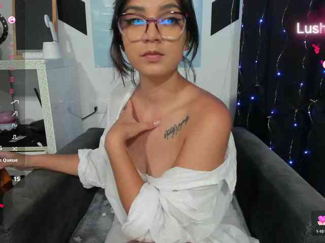 Alice_Rose webcam