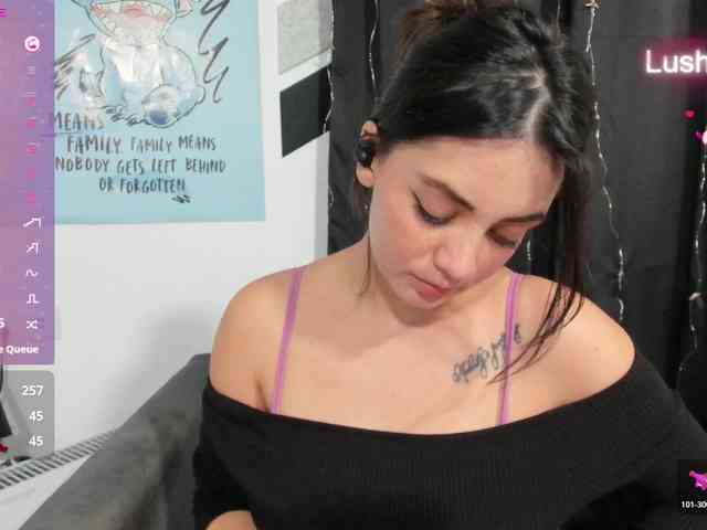 Alice_Rose webcam