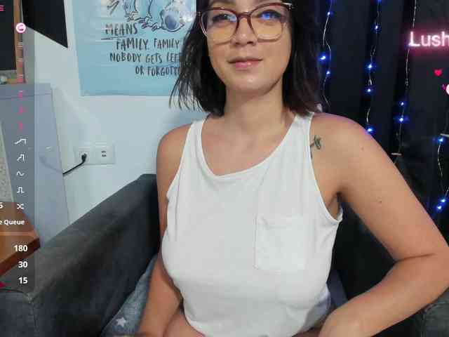Alice_Rose webcam