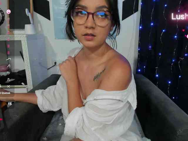 Alice_Rose webcam