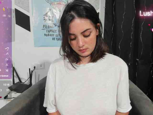 Alice_Rose webcam