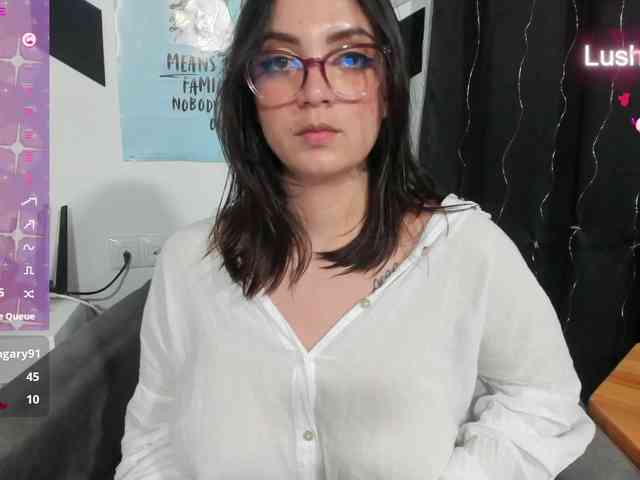 online nude web cam SweetLilith