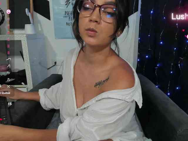 Alice_Rose webcam