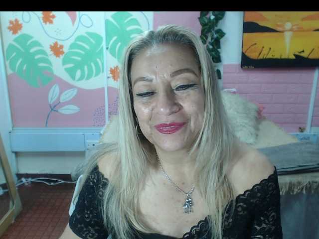 valeria-sexy