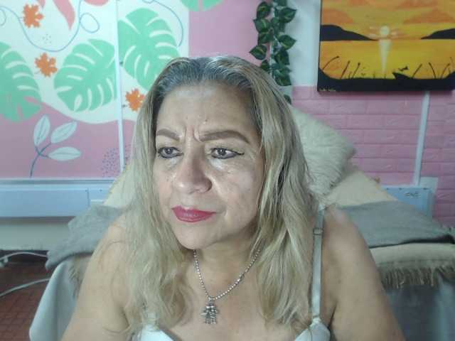 valeria-sexy webcam bongacams model stream image