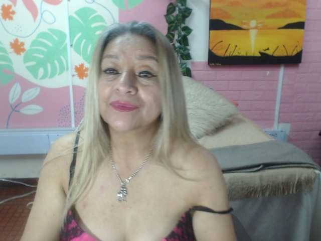 valeria-sexy Live Cam on BongaCams