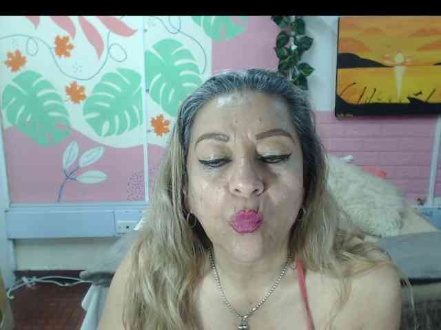valeria-sexy webcam