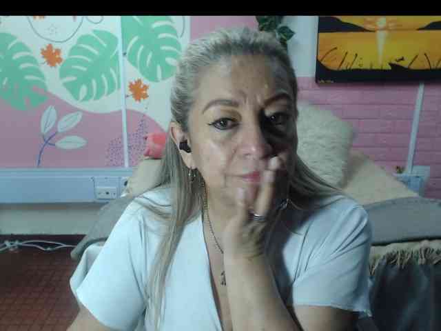 valeria-sexy webcam