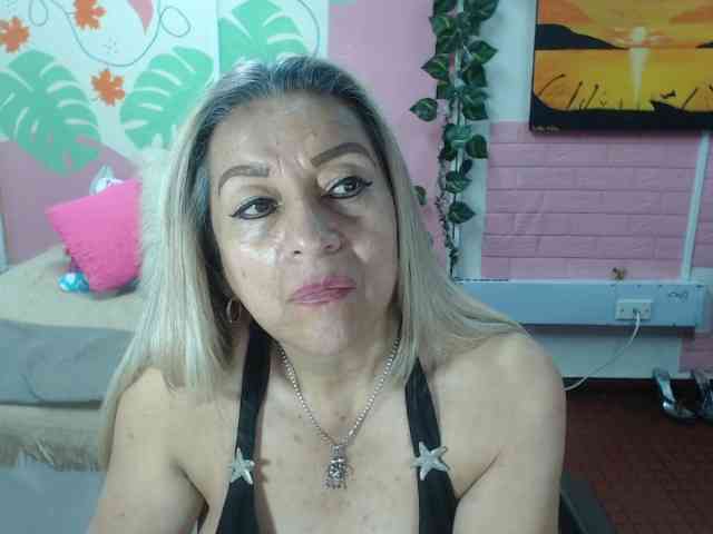 valeria-sexy webcam