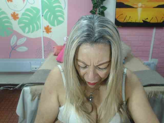 valeria-sexy webcam