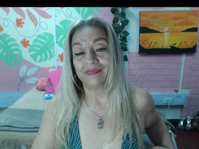 valeria-sexy webcam
