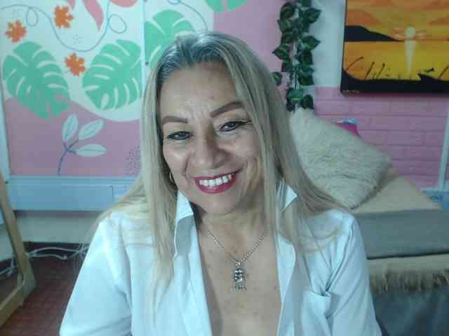 valeria-sexy webcam