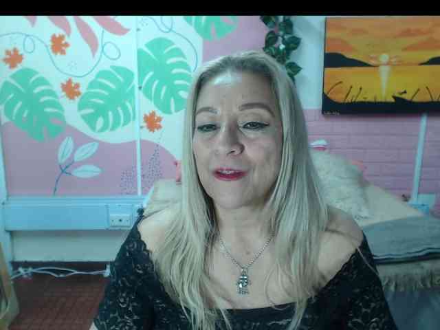 valeria-sexy webcam