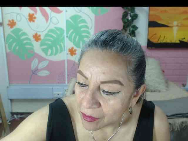 valeria-sexy webcam
