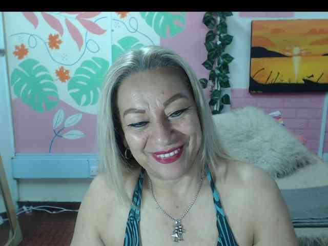 valeria-sexy webcam