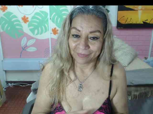 valeria-sexy webcam