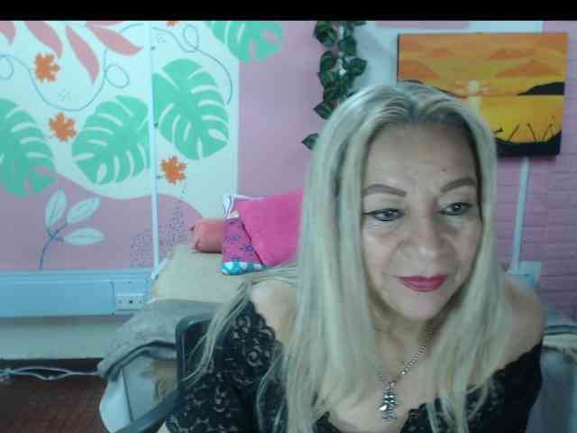 valeria-sexy webcam