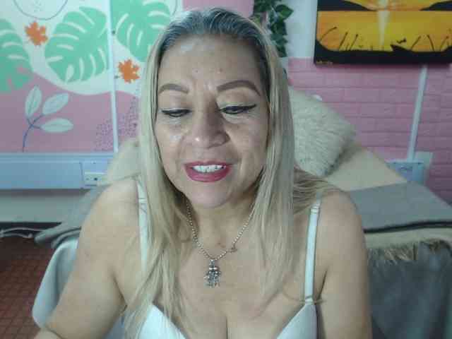 valeria-sexy webcam