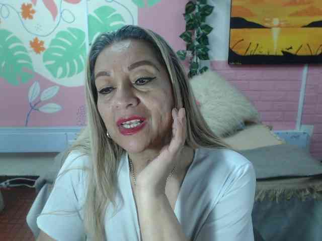 valeria-sexy webcam