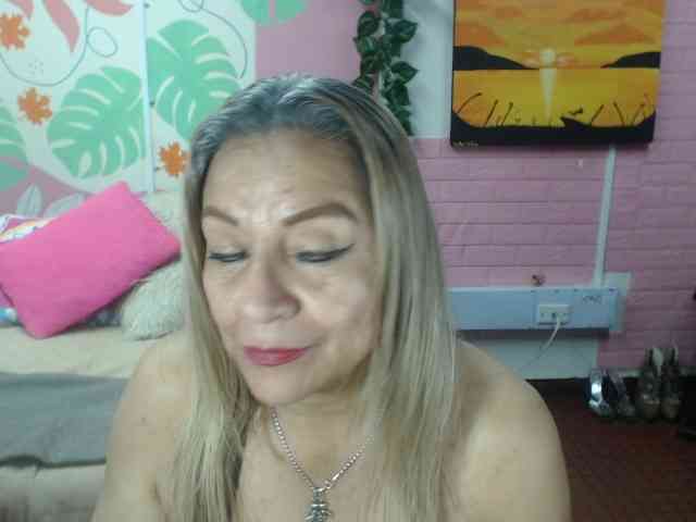 valeria-sexy webcam