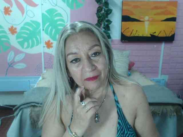 valeria-sexy Live Webcam on BongaCams