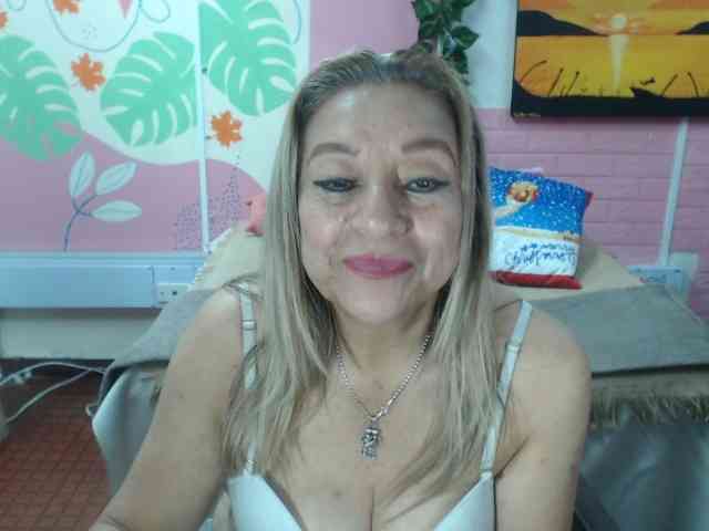 valeria-sexy Live Webcam on BongaCams