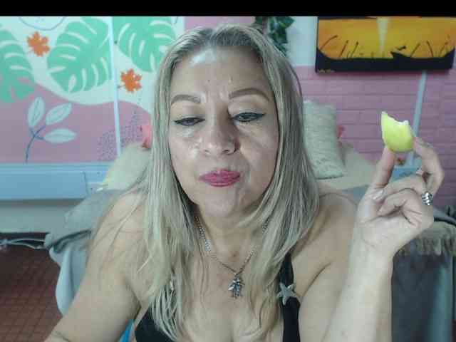 valeria-sexy webcam