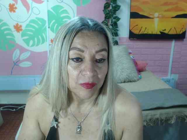 valeria-sexy webcam