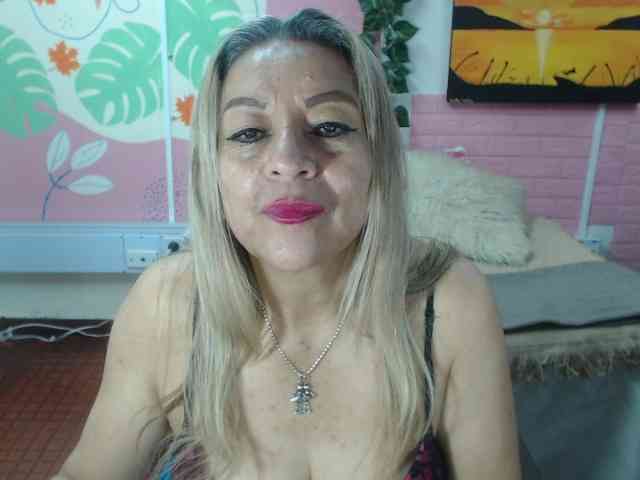 valeria-sexy webcam