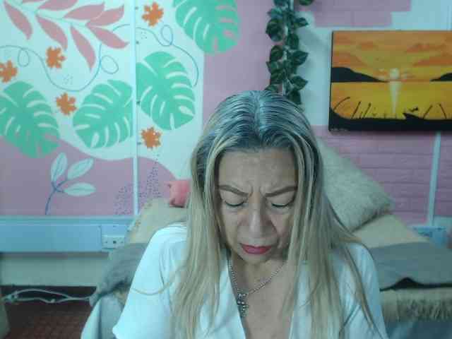 valeria-sexy webcam