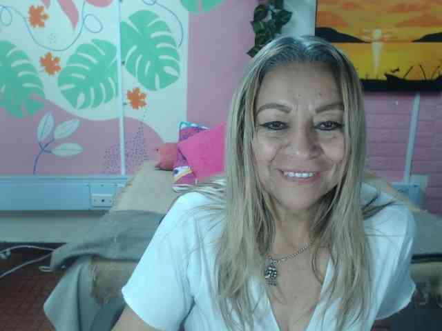 valeria-sexy Live Webcam on BongaCams