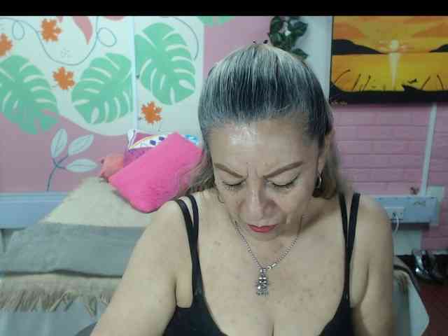 valeria-sexy webcam