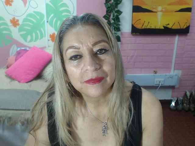 valeria-sexy webcam