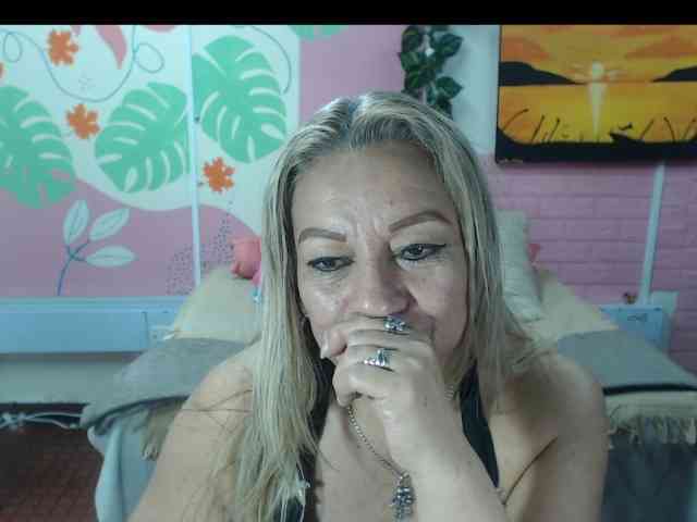 valeria-sexy webcam