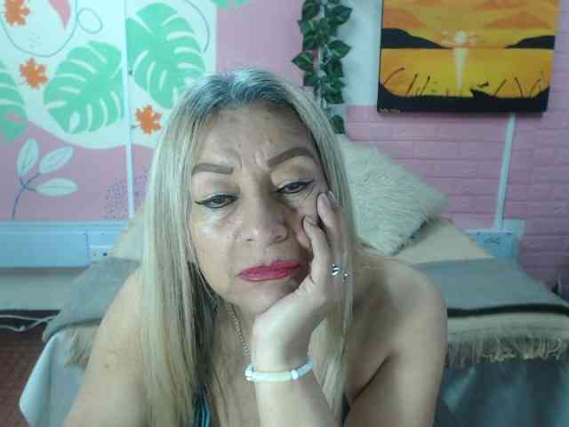 valeria-sexy webcam