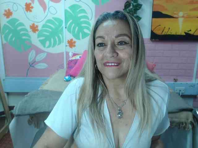 valeria-sexy webcam