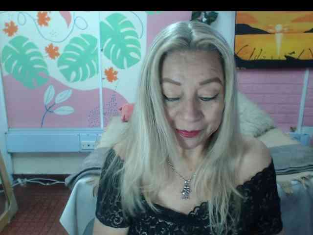 valeria-sexy webcam