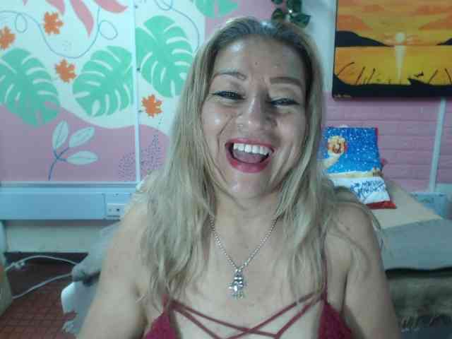 valeria-sexy webcam