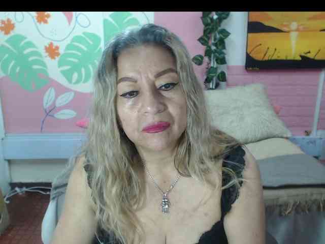 valeria-sexy webcam