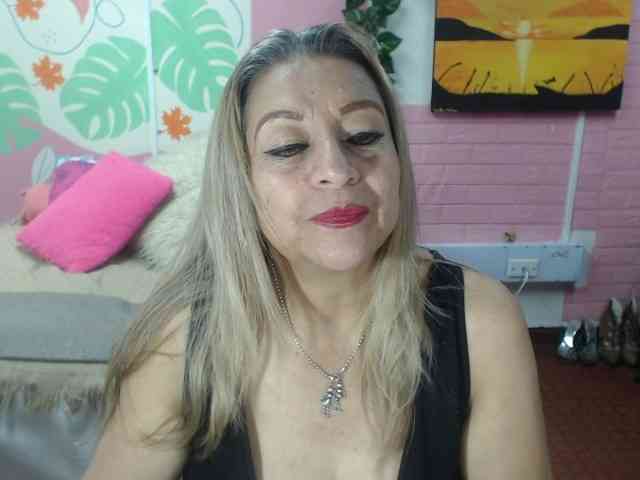 valeria-sexy webcam