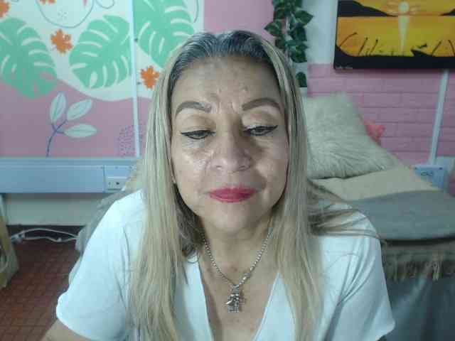 valeria-sexy webcam