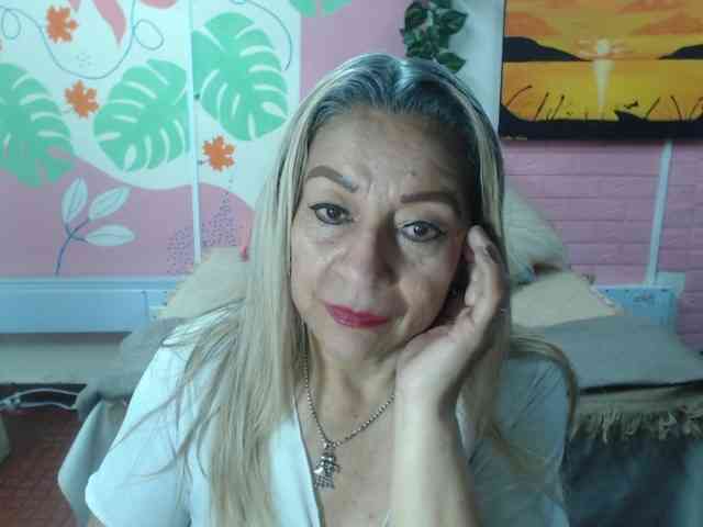 valeria-sexy webcam