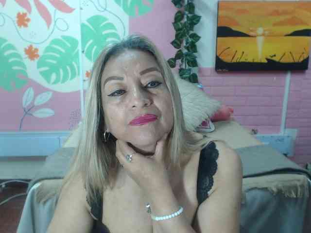valeria-sexy webcam