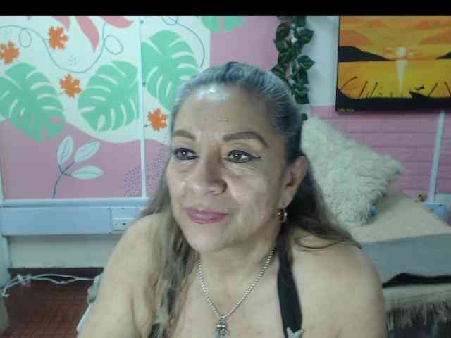 valeria-sexy webcam