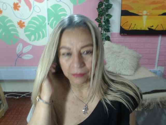 valeria-sexy webcam