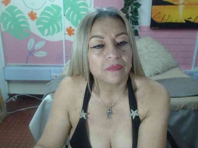 valeria-sexy valeria-sexy