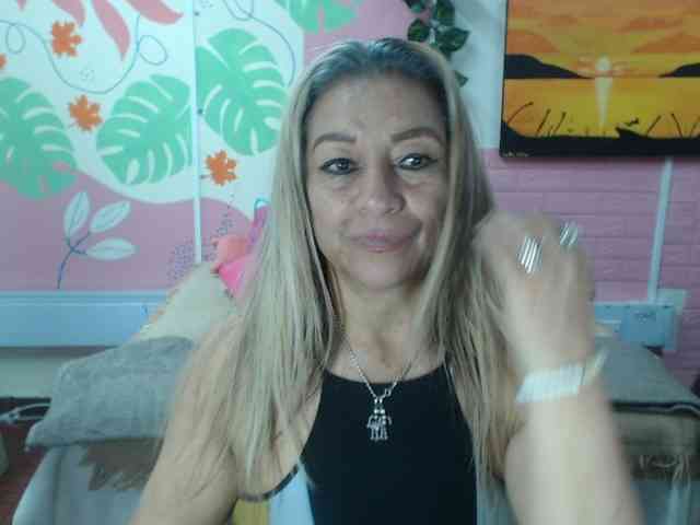 valeria-sexy webcam