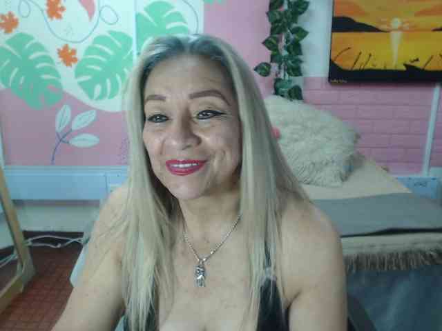 valeria-sexy webcam