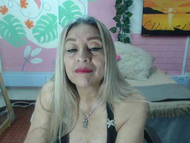 valeria-sexy webcam