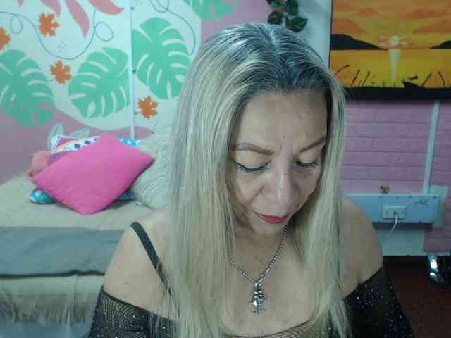valeria-sexy webcam